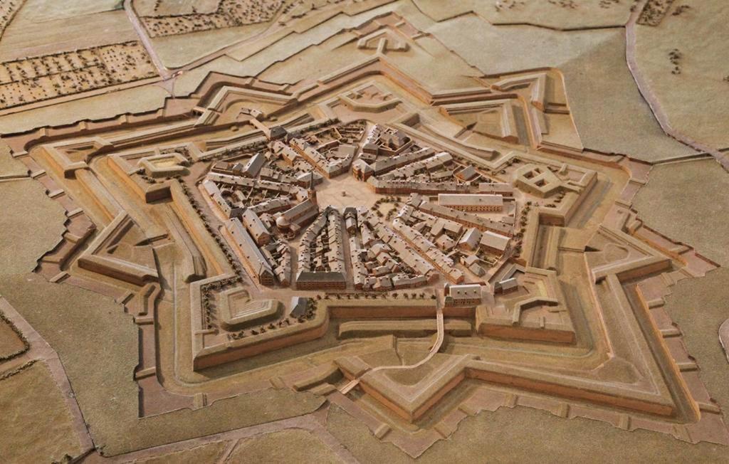 Апартаменты La Roche Du Roy Rocroi Экстерьер фото